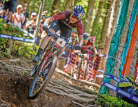 Die Vollgas-Genießerin: Laura Stigger sorgt im MTB-Cross-Country-Weltcup für Furore