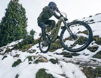 Auf die kalte Tour: die richtige Bekleidung fürs Radfahren im Winter