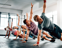 Indoor-Ausdauertraining: Vom Rudergerät bis zum smarten Rollentrainer