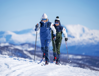 Vielseitige Klassiker: Wissenswertes über Klassik-Ski, -Schuhe und -Stöcke