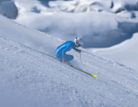 KASK Omega an der Startschranke: Aerodynamik und Schutz im neuen Renn-Skihelm