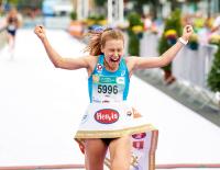 Laufarbeit ohne Ball: Warum Julia Mayer Fußball- gegen Laufschuhe getauscht hat