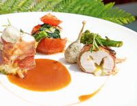 Gesunder Rezepttipp: Hühnerbrust mit gefüllten Tomaten