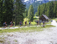 KTM meets Schnitzel: KTM Fahrrad-Team folgte dem Aufruf zur Bosch (e)MTB-Schnitzeljagd!