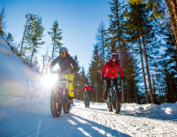 Auch so geht ­Winterfreude: Wie man auch ohne ­Alpinski unter den Füßen aktiv den Winter genießt