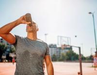 Hitzebeständig: Tipps für heiße Sommertage von SPORTaktiv-Doc Robert Fritz