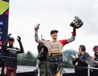 Downhill-Ass Kolb erkämpft sich 2. Platz im Unwetter von Haute-Savoie