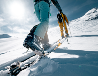 Goldene Mitte: Allround-Tourenskischuhe für Auf- und Ab im Fokus