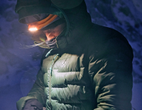 Daune oder Synthetik? Isolationsjacken mit Fokus auf kleinen Packmaß