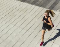 Warum die Wahl der richtigen Laufschuhe für Frauen entscheidend ist