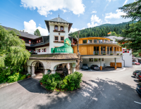 Hotel GUTTrattlerhof & Chalets