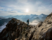 Der Gipfel des Bergsports: Zwischen Euphorie und Gefahren – was man zu Hochtouren wissen muss