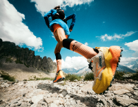 Hightech auf  groben Sohlen: Trailrunningschuhe 2025, im historischen Kontext betrachtet