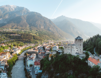 Durch die Geschichte wandern – auf dem Tiroler Burgenweg