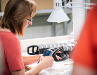 Factory Tour: Zu Besuch in der SCOTT Goggle Factory in Mattighofen