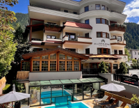 Alpin Hideaway Zillertalerhof