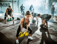 Maschinen, Hanteln & Co.: Krafttrainings-Methoden im Vergleich