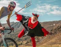 © © Veranstalter / Stinus Kaempe / Die Kulisse, in der der Kärnten-Radmarathon über die Bühne geht, ist wirklich „teuflisch“ schön. Diesmal dürfen 800 Radsportler auf die Strecke. Radmarathon in Bad Kleinkirchheim boomt: Veranstalter stocken Startplätze auf