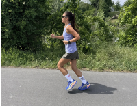 Vollständig ausgerüstet von ASICS - Veronika testet Laufschuhe und Outfit