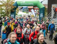 © Fotograf / Dominik Berchtold Gemeinsam Wandern beim "Hike the Valley" im Kleinwalsertal vom 05. bis 10. Oktober 2026