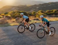 © © LIV-Cycling / Entspannter Einstieg. Viele haben in den letzten Jahren zum Gravelbike und im nächsten Schritt zum Rennrad gefunden. Das trifft auf Frauen wie Männer gleichermaßen zu. Das Rad dreht sich: Warum immer mehr Frauen aufs Rennrad und Gravelbike steigen