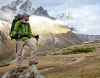 Bergsport-Equipment im Detailcheck: Das müssen die Ausrüstungsteile alles können / Bild: iStock / kapulya