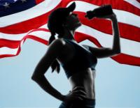 Black Juice...oder das kleine Schwarze: Detox mit Aktivkohle / Bild: iStock / OSTILL