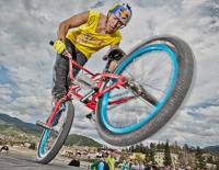 Fit to Perform: Mit BMX-Ass Senad Grosic / Bild: Red Bull