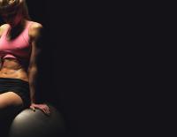 Was Frauen beim Training zu Hause beachten sollten / Bild: iStock / jacoblund