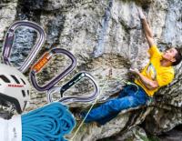 Kletterausrüstung im Check: Wann Material getauscht werden muss / Bild: Mammut / Montage © Kletterausrüstung im Check: Wann Material getauscht werden muss / Bild: Mammut / Montage Kletterausrüstung im Check: Wann Material getauscht werden muss / Bild: Mammut / Montage