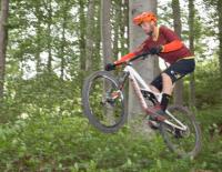MTB-Fahrschule: Springen lernen leicht gemacht / Bild: Thomas Polzer