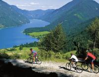 SPORTaktiv Urlaubstipp: Grenzenlos Mountainbiken im Südwesten Kärntens / Bild: Weissensee / Lammerhuber
