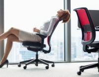 Schone deinen Rücken: 3 Fakten für gesundes Sitzen / Bild: iStock