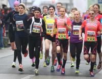 Int. Raiffeisen Silvesterlauf Peuerbach 2014: Die Asse im Rampenlicht, die Masse vereint / Bild: Veranstalter