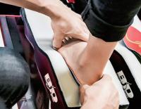 Bootfitting: Skischuhe, Marke "schmerzfrei" - Die Feinabstimmung schaffen maßgefertigte Einlegesohlen. / Bild: Gigasport