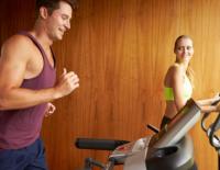 Wenn es kalt und dunkel wird: Effizientes Indoor-Training / Bild: iStock / monkeybusinessimages