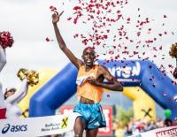 Kärnten Läuft: Wörthersee Halbmarathon 2014 geht in die österreichische Laufgeschichte ein / Bild: Kärnten Läuft