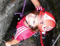 Ferrata-Kids: Mit den Kindern am Klettersteig / Bild: Axel Jentsch-Rabl