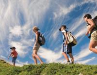Versicherung im Sport: Auf die Kinder nicht vergessen! / Bild: Wandern in Brandental