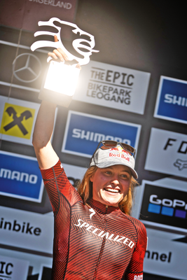 Die Vollgas-Genießerin: Laura Stigger sorgt im MTB-Cross-Country-Weltcup für Furore