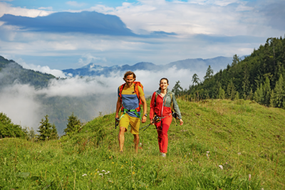 Frühlingsboten genießen: Was es über Wandertouren in der frühen Saisonphase zu wissen gilt