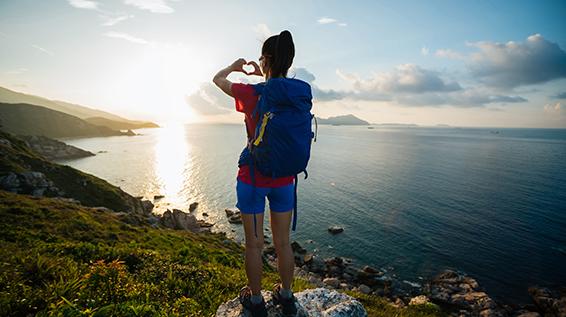 Feel the nature: Warum Wandern dein neues Cardio werden sollte