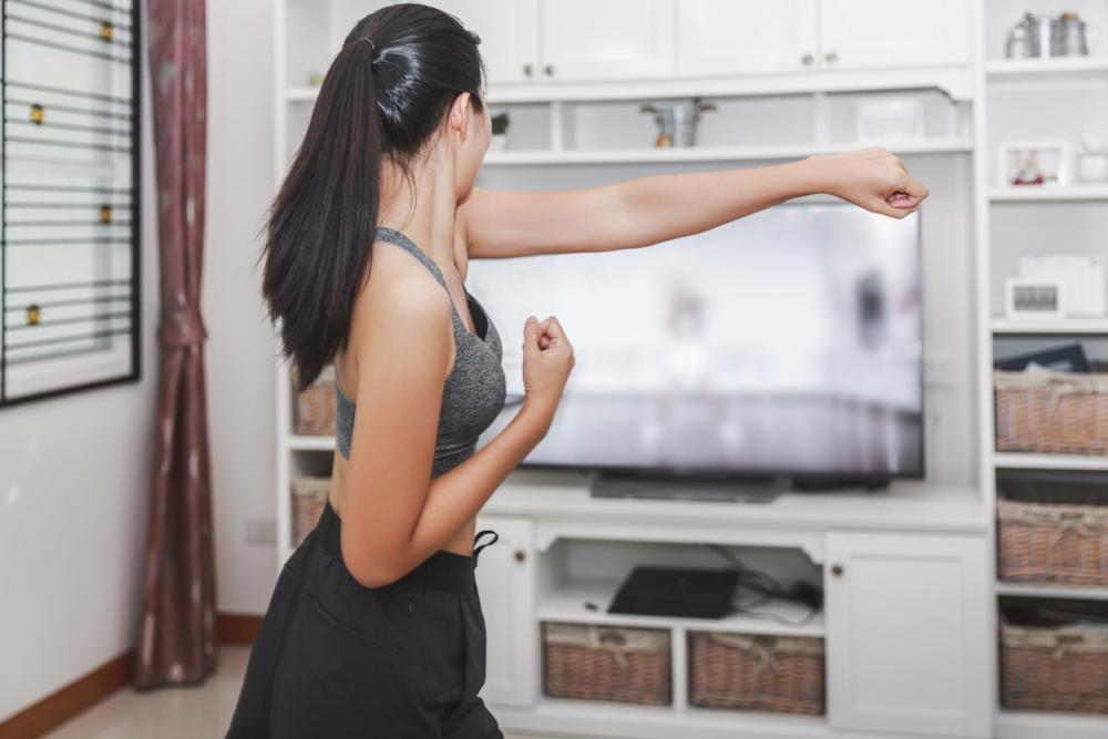 Cardio vs. Kraft: Was ist das bessere „Abnehmtraining“? Sechs Antworten.