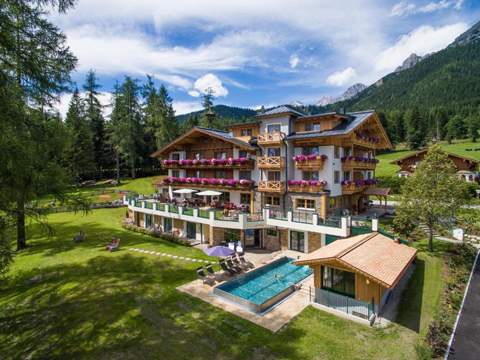 4-Sterne-Hotel Lindenhof in Ramsau am Dachstein