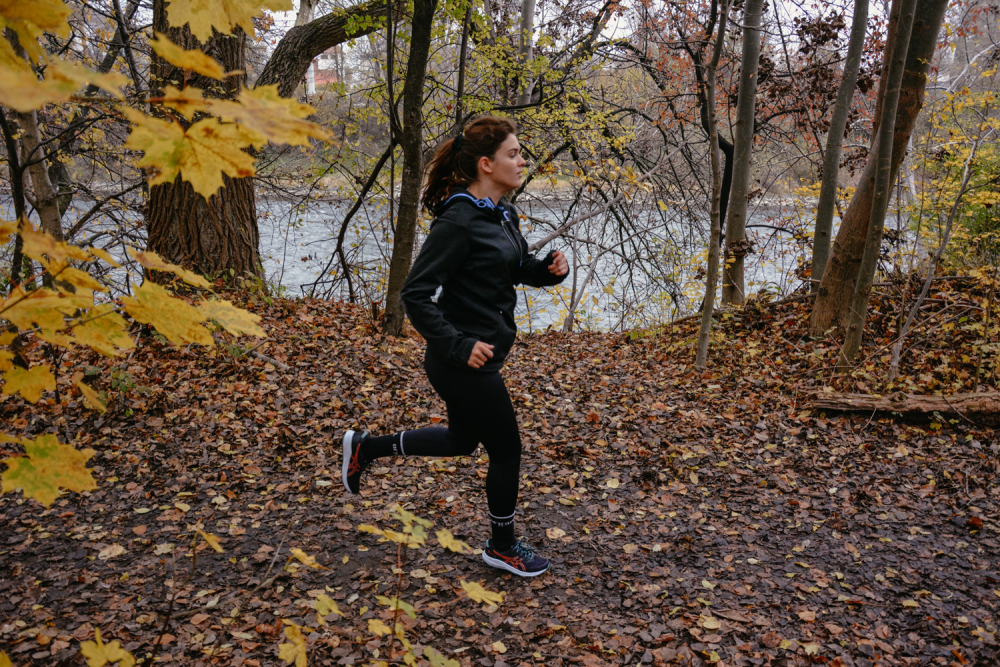 ASICS: Trailrunning-Schuh Fuji Lite 3 überzeugt mit FlyteFoam-Technologie
