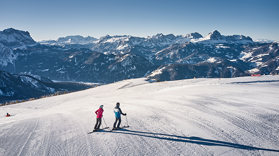 Am Vormittag: Ab in den Schnee bzw. aufs Eis