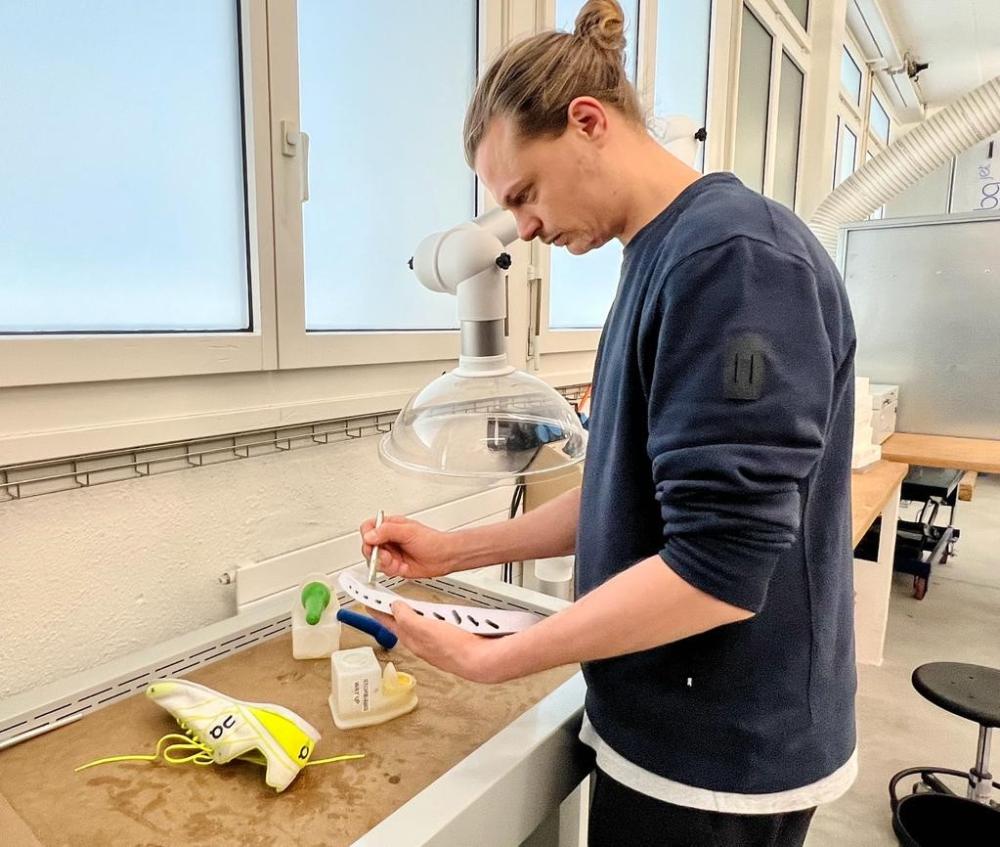 On: Wie im Labor ein neuer Laufschuh entsteht