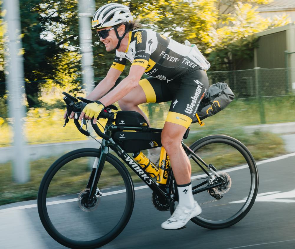 Christoph Strasser eröffnet in Italien die Saison – unterstützt vom Peeroton Hi-End Endurance