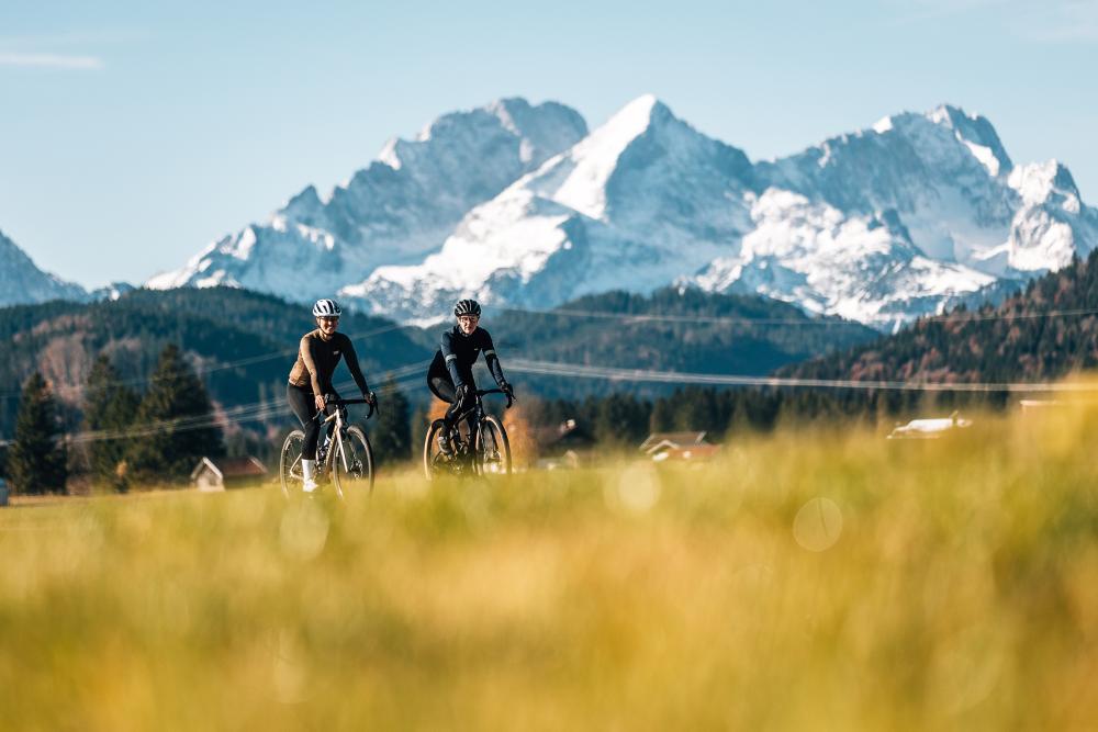 Warum der Herbst die beste Zeit zum Graveln in der Zugspitz Region ist
