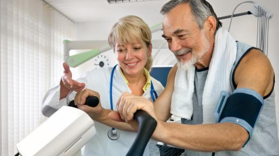 5-Minuten-Sport: Der gesundheitliche Nutzen von kurzen Trainingseinheiten / Bild: iStock / AlexRaths 5-Minuten-Sport: Der gesundheitliche Nutzen von kurzen Trainingseinheiten / Bild: iStock / AlexRaths